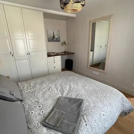 L'oiseliere ------- Nul Part Ailleurs Semesterbostad *